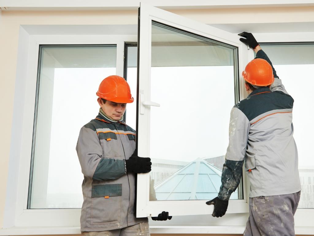 When to Replace Windows: A Seasonal Guide for Homeowners