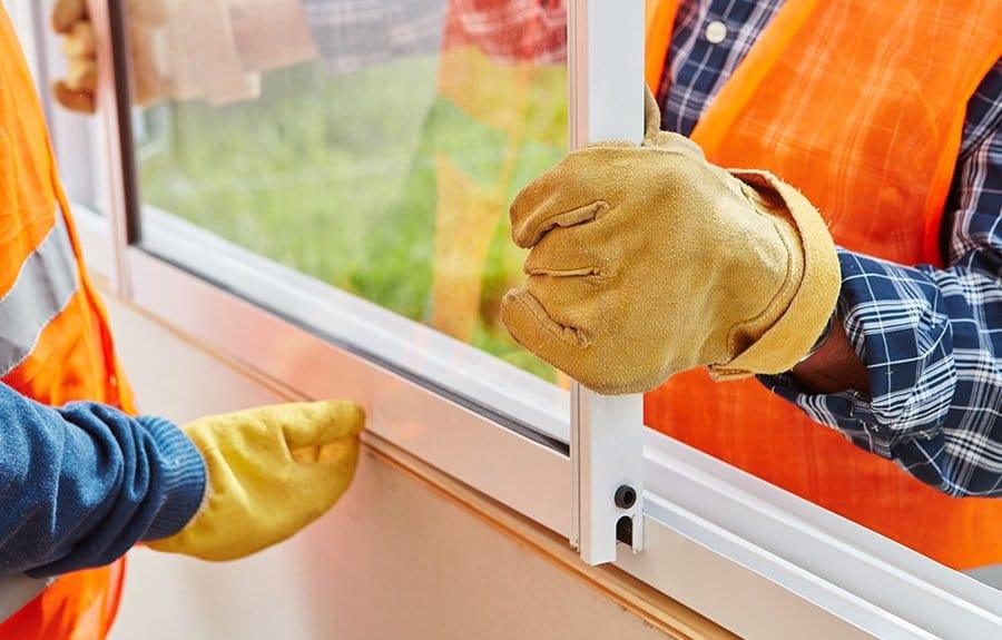 Cutting Corners: Many Replacement Windows Are Weakest Exactly Where You Can’t See It