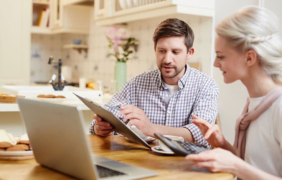 What To Look For In A Replacement Window Warranty